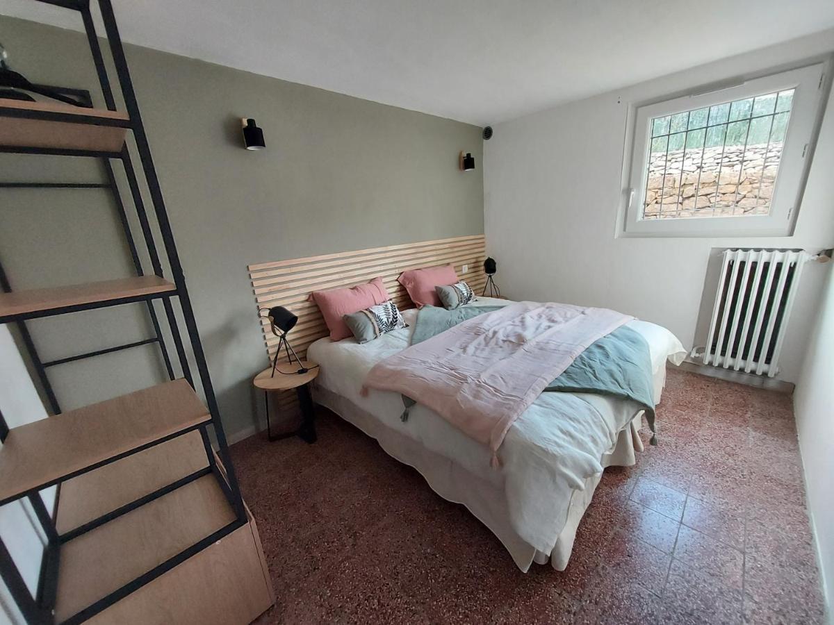 Les Pierres De Cezaire Hotell Saint-Cézaire-sur-Siagne Eksteriør bilde