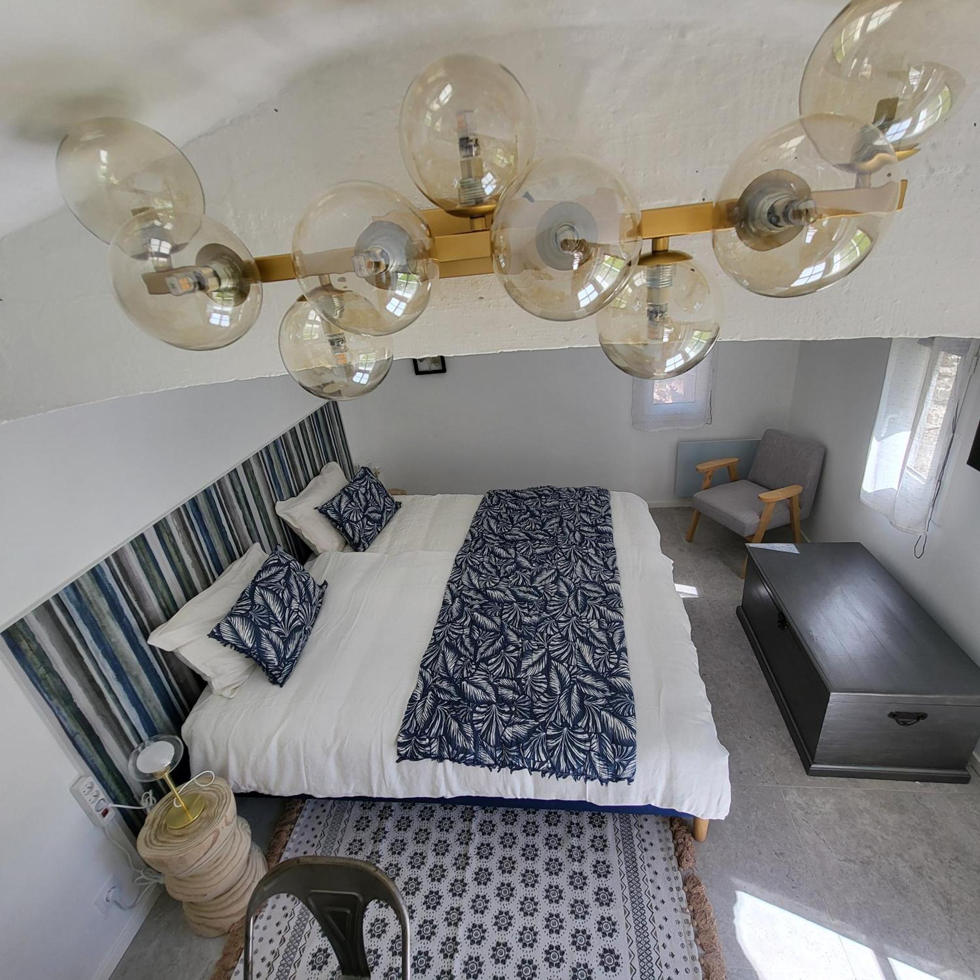 Les Pierres De Cezaire Hotell Saint-Cézaire-sur-Siagne Eksteriør bilde
