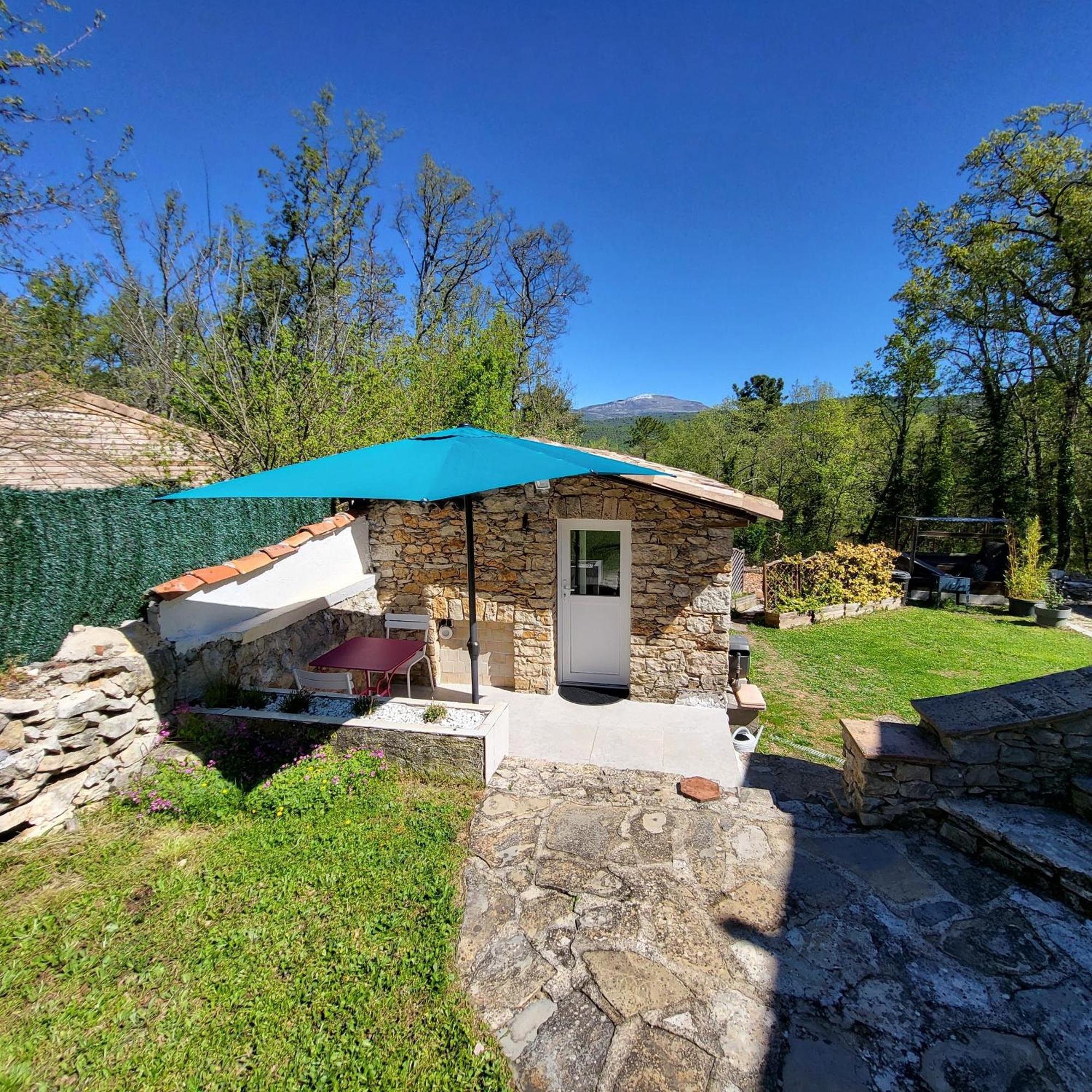 Les Pierres De Cezaire Hotell Saint-Cézaire-sur-Siagne Eksteriør bilde
